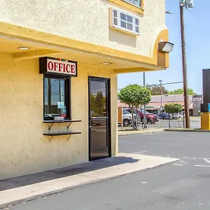 Rodeway Inn, Little Saigon Hotel
